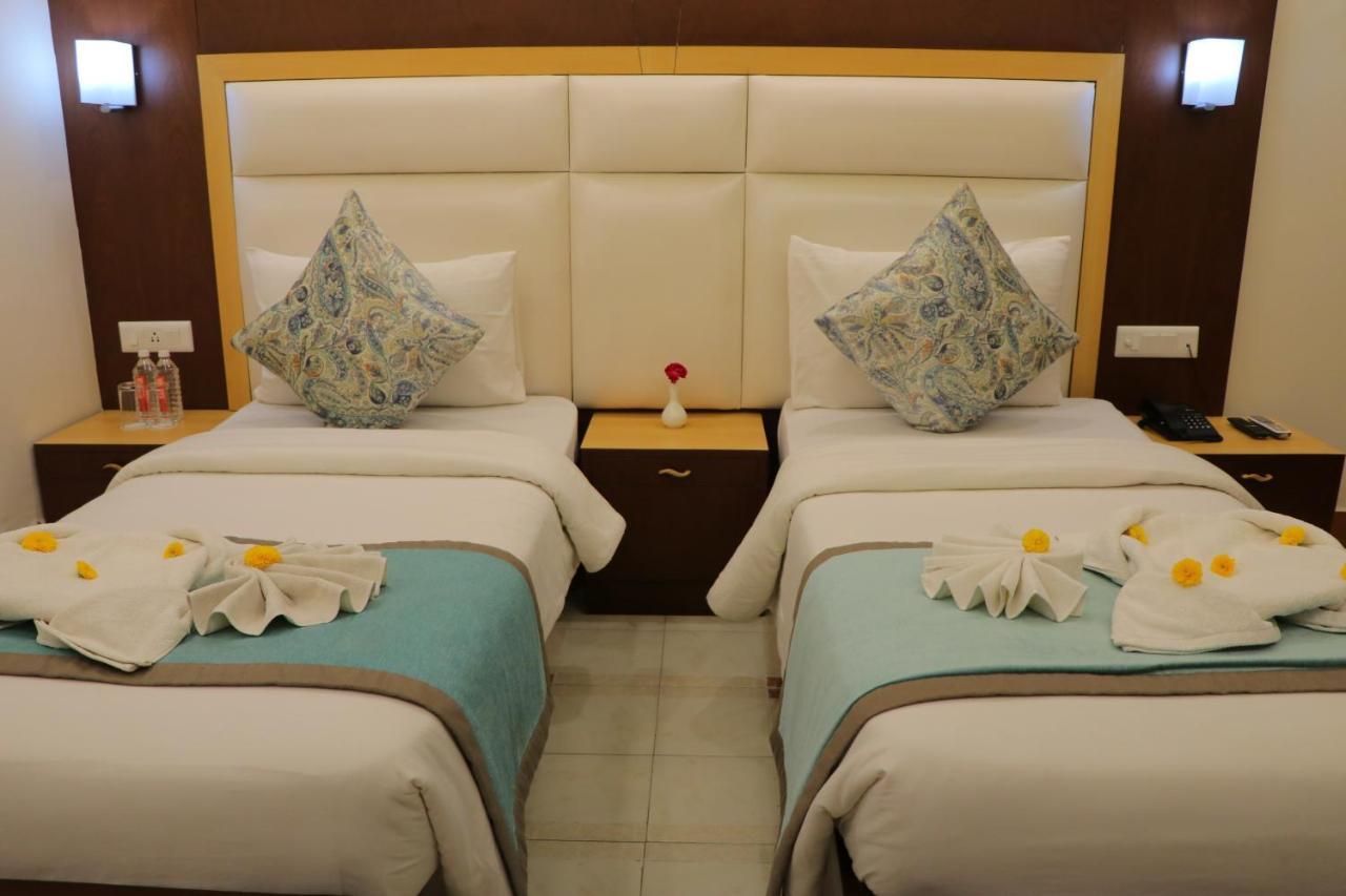 Hotel Clarks Inn Express Bharatpur Exterior photo